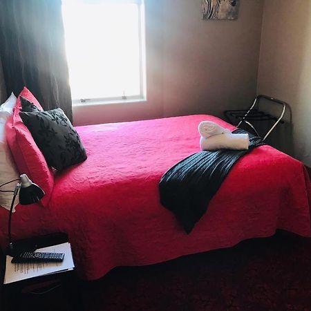Otautau Hotel Eksteriør bilde