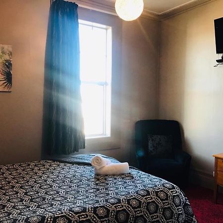 Otautau Hotel Eksteriør bilde