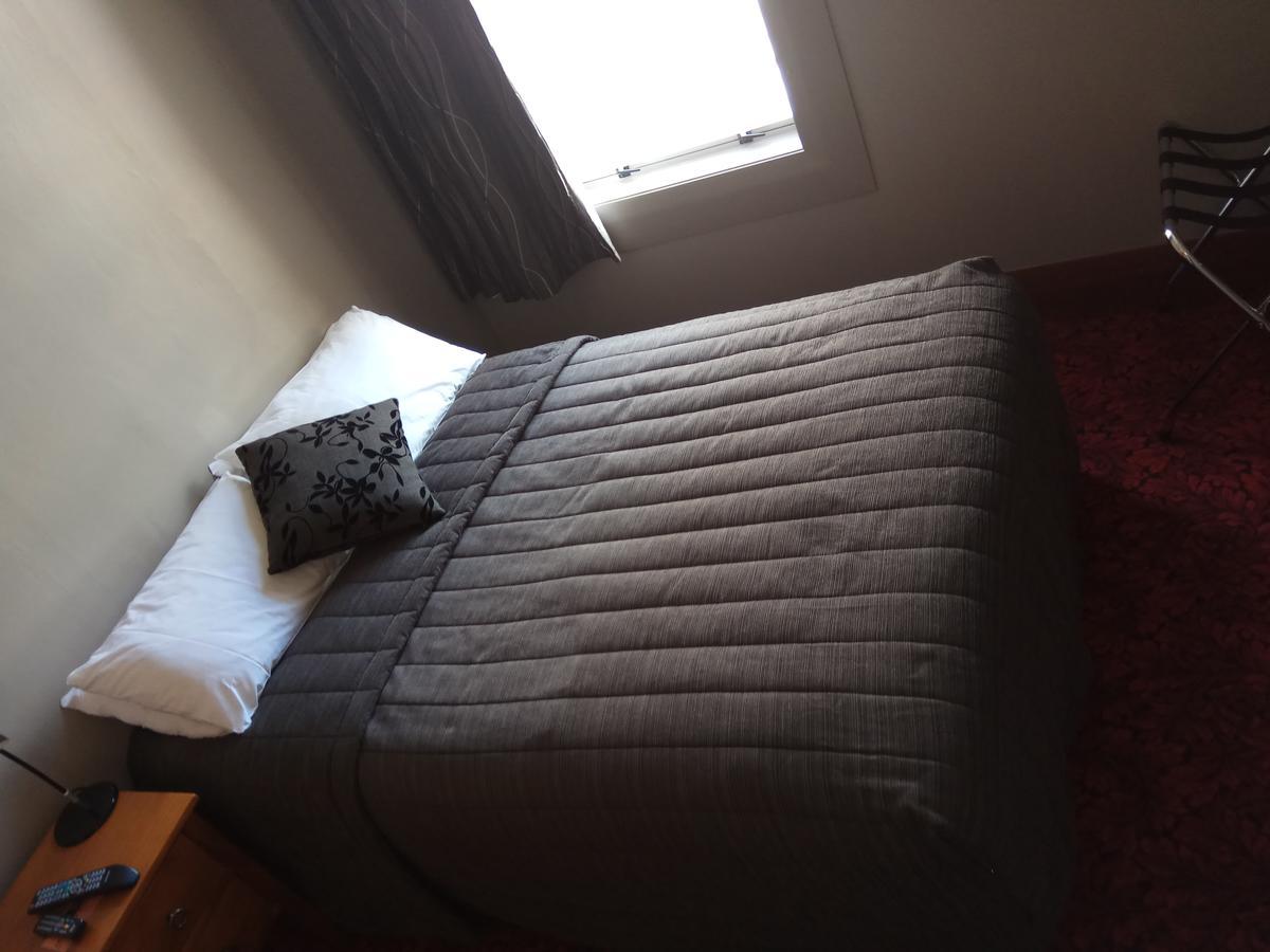Otautau Hotel Eksteriør bilde